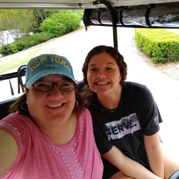 Meet your Posher, Lindsay - Picture 1 of 1